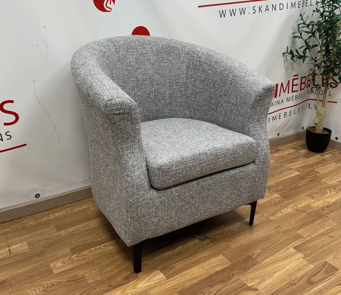 Chair CASPER (Exposition)